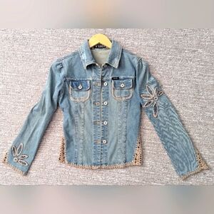 Vintage Bongo Womens (Small/3) Denim/Jean Jacket With Cream Crochet/Stitching